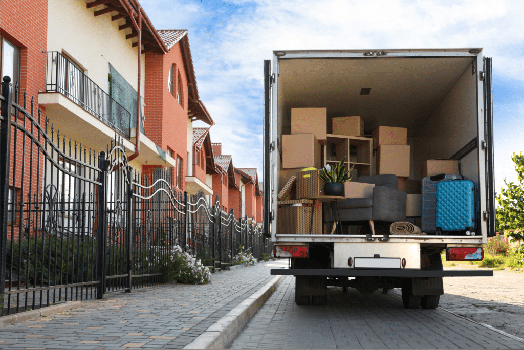 Home moving cross country adobestock 458017649.jpeg 1024x684